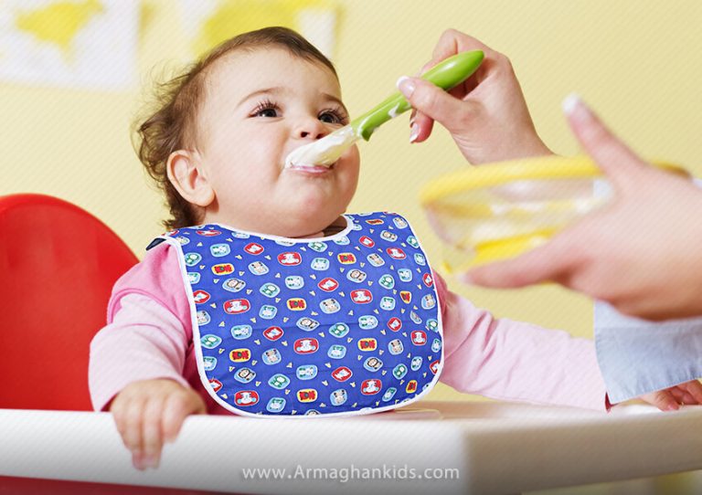 کلاه و پیشبند بچگانه