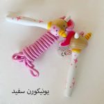 طناب بازی کودک پیکاردو با دسته چوبی با طرح آدمک های بامزه