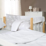 تخت و گهواره چوبی روبا محصول آلمان چوب خود رنگ راش 4 در یک