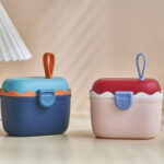 قیمت و خرید ظرف نگهداری شیرخشک پیمانه دار رووکو Rovco در فروشگاه سیسمونی ارمغان کیدز ( ارمغان کودک پارک ملت )